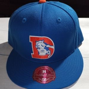NFL Vintage Denver Broncos Cap (Fitted)